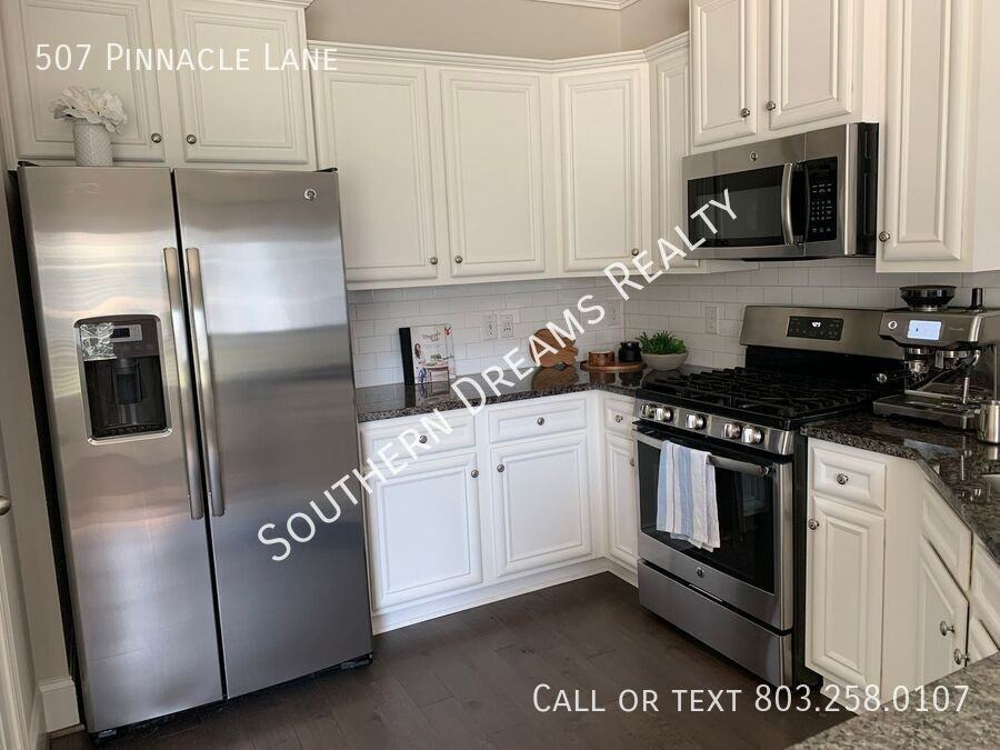 507 Pinnacle Ln - Photo 6 of 33
