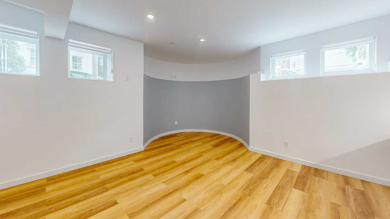 3097 Washington St #27 - Photo 5 of 13