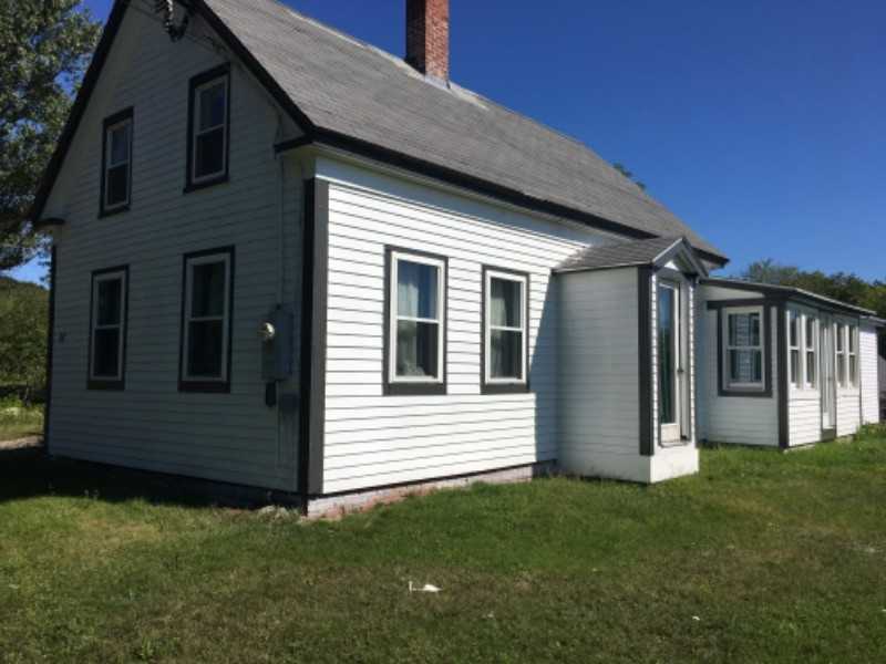 367 Gardiner Rd - Photo 2 of 8