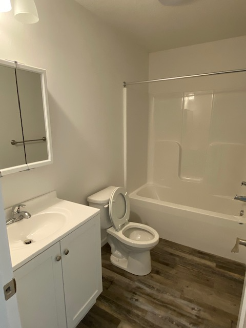 3231 Sw Clare Ave - Photo 3 of 10