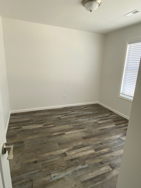 3231 Sw Clare Ave - Photo 4 of 10