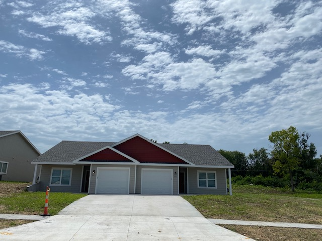 3231 Sw Clare Ave - Photo 6 of 10