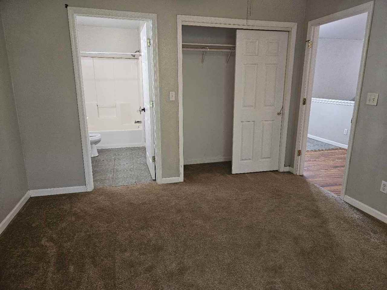 247 Riley Ridge Rd - Photo 2 of 11