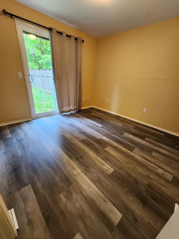 1409 Ne 143rd Ave - Photo 7 of 14