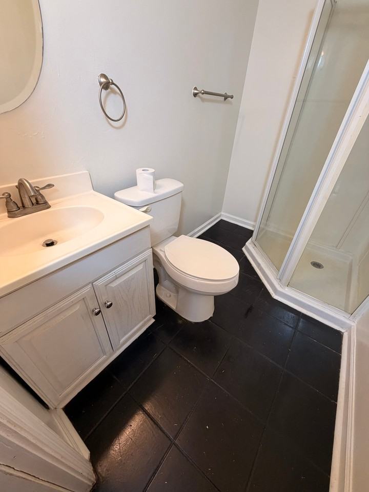 192 Fletcher Ct - Photo 7 of 9
