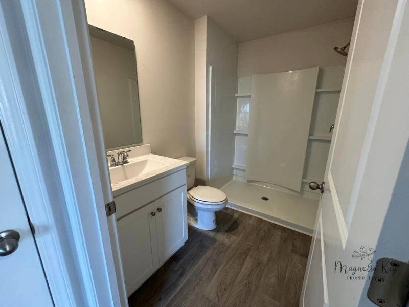872 66th Ave N - Photo 6 of 34