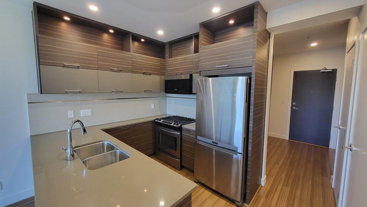 9150 University High Street #303 - Photo 3 of 15