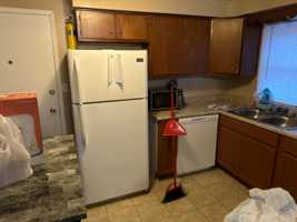 featured image of 215 E Washington St #3
