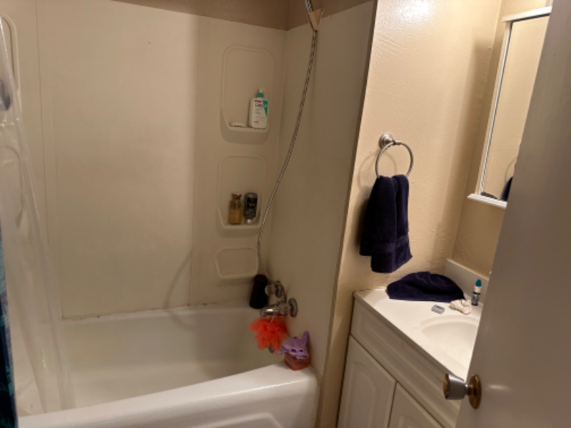 215 E Washington St #3 - Photo 5 of 6