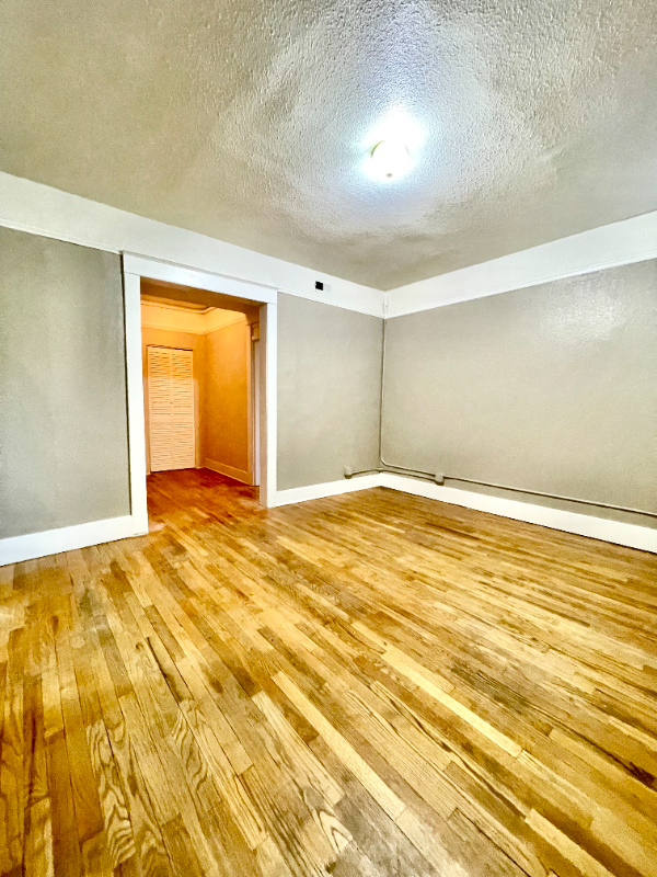 816 S 8th St #104 - Photo 3 of 19