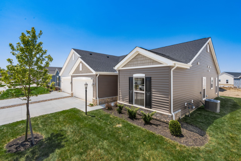 554 Rochdale Run - Photo 2 of 20