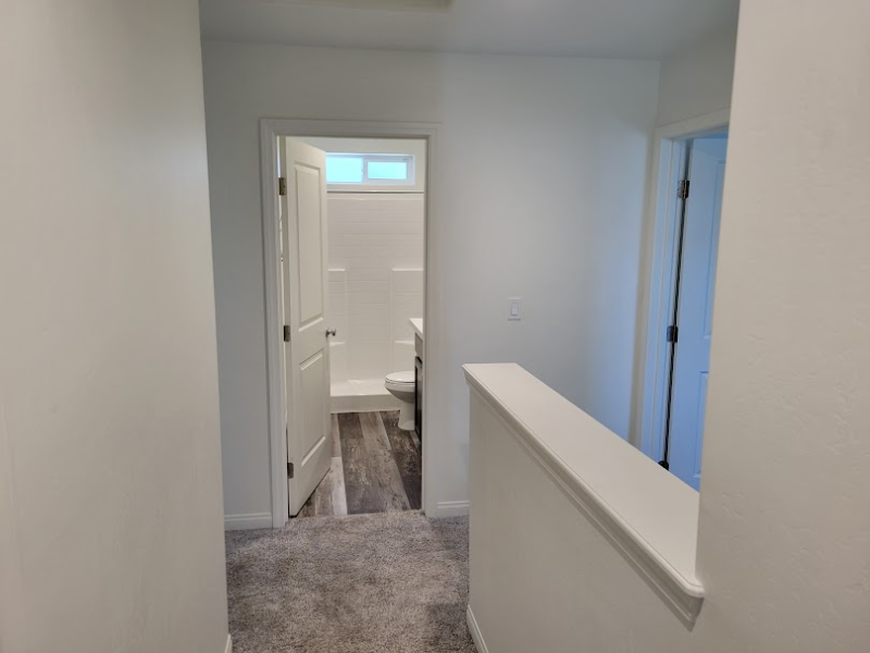 473 Jonathan Pl - Photo 7 of 15