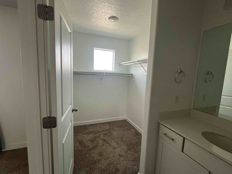 8595 W Bowie Dr - Photo 3 of 18