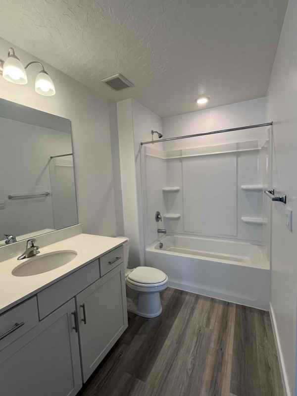 8595 W Bowie Dr - Photo 4 of 18