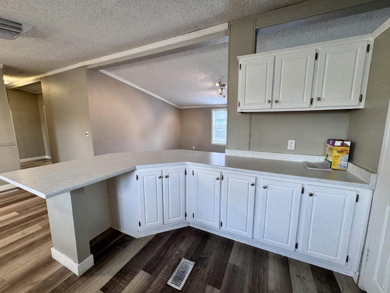1771 Eaton St - Photo 4 of 24