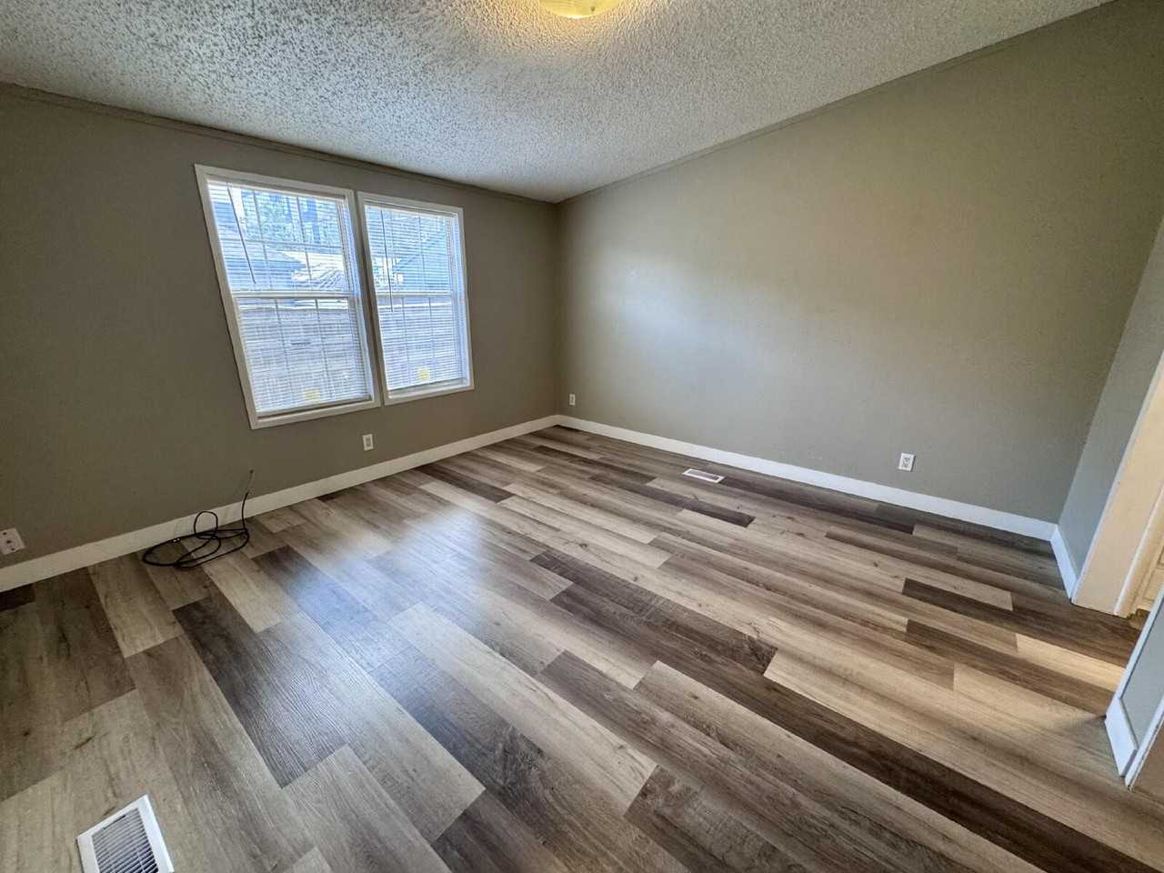 1771 Eaton St - Photo 6 of 24