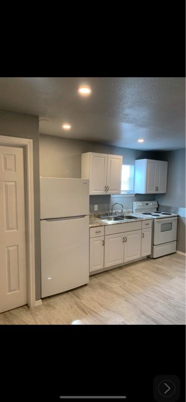 2113 Saladia St - Photo 6 of 7