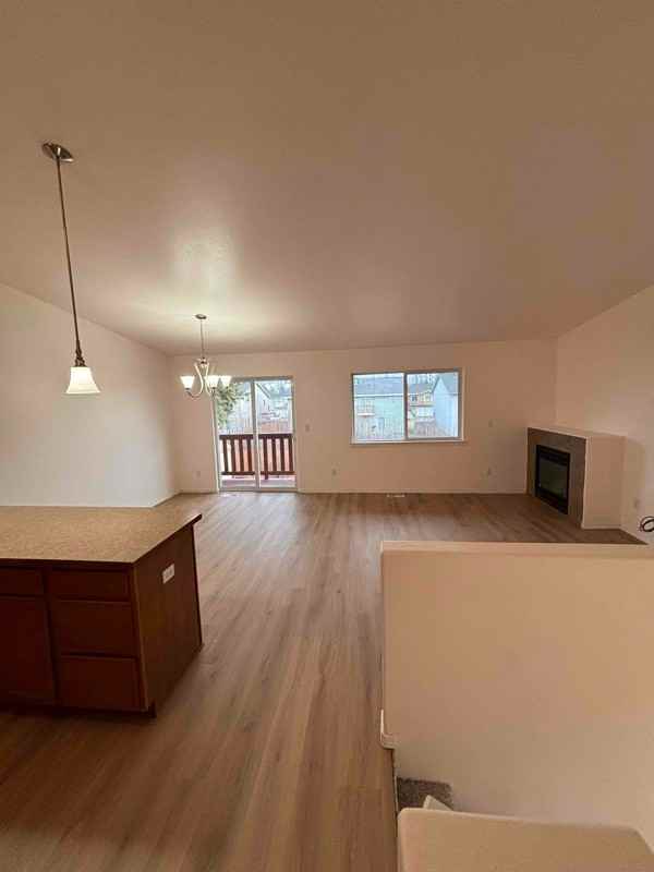 2382 E 64th Ave - Photo 2 of 11