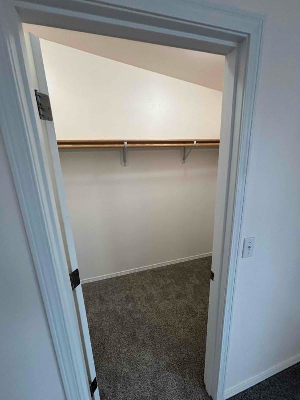 2382 E 64th Ave - Photo 6 of 11