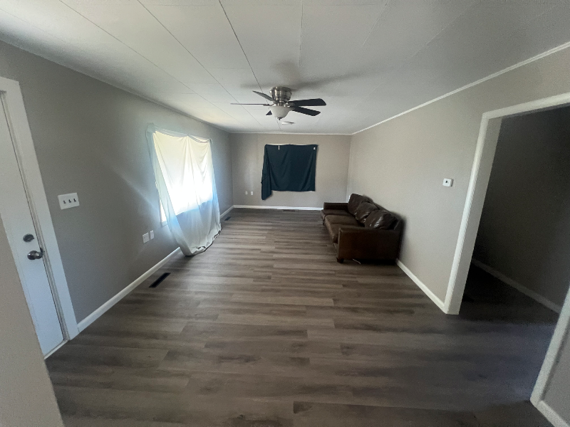 1401 Chestnut Ave #16 - Photo 5 of 11