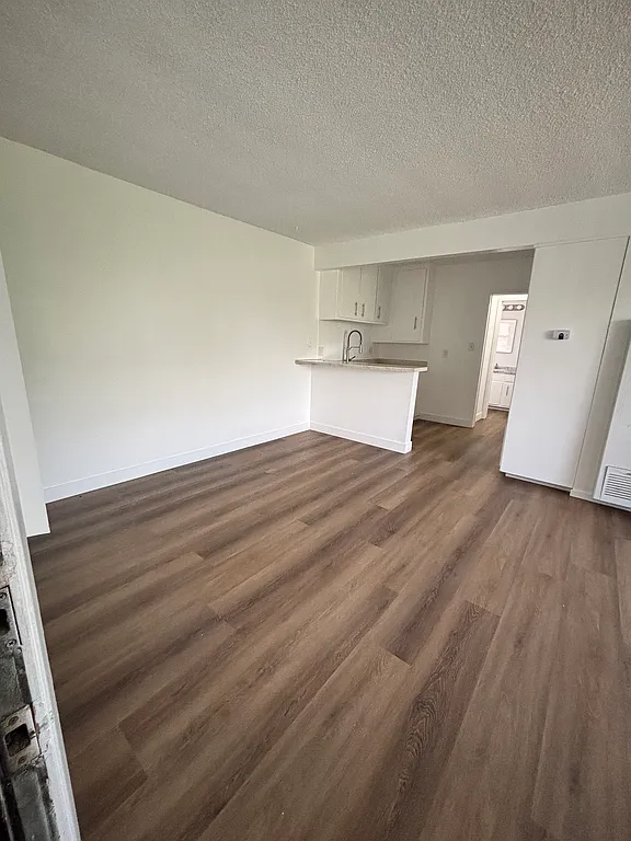 9361 Cellini Ave #6 - Photo 4 of 15