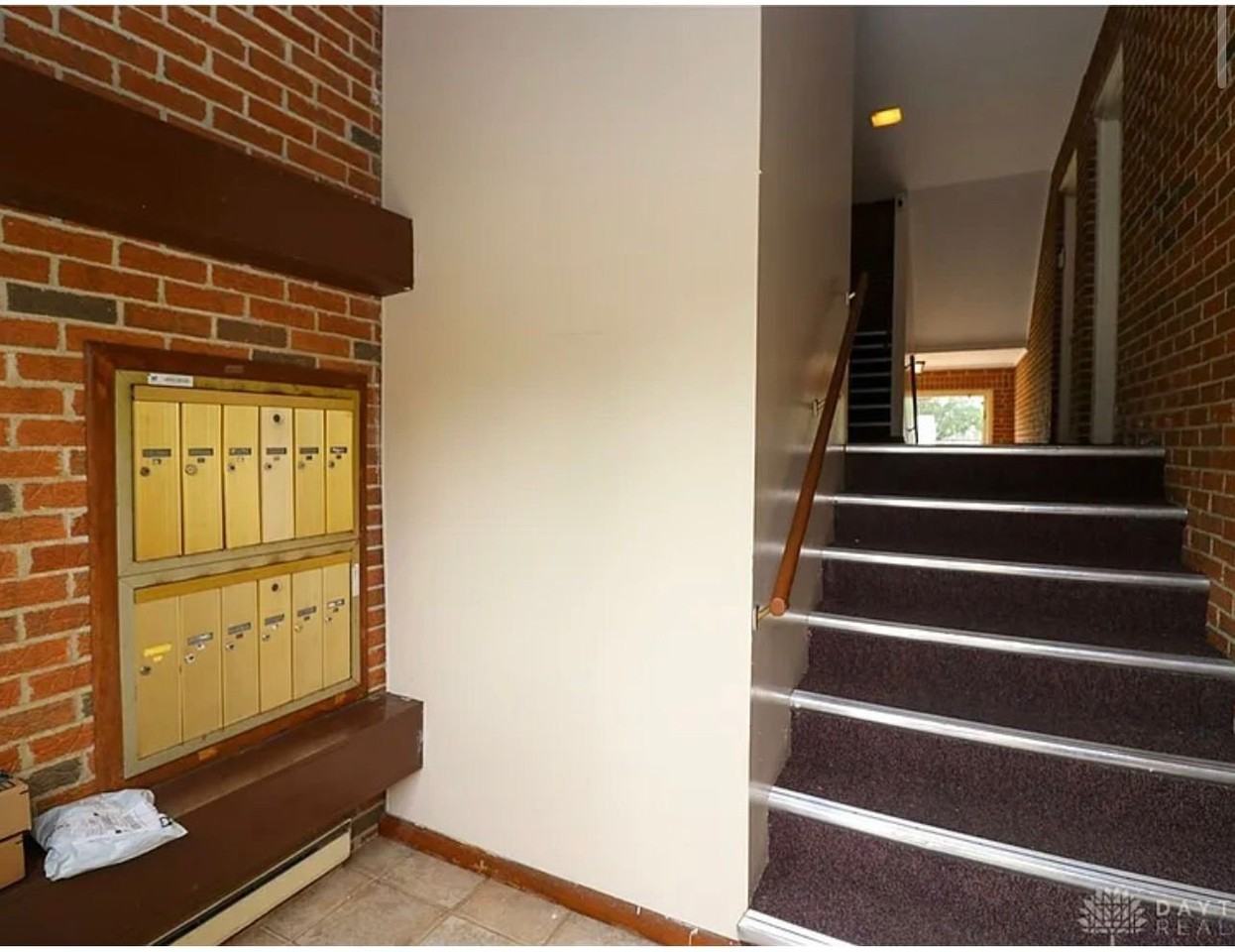 311 N College Ave #2 - Photo 4 of 13
