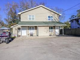 featured image of 718 Juniper Dr #A
