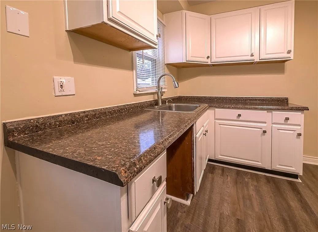 21151 Fuller Ave ##Oh - Photo 5 of 20