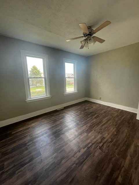 946 N 8th St #946 - Photo 3 of 16