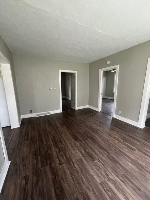 946 N 8th St #946 - Photo 4 of 16