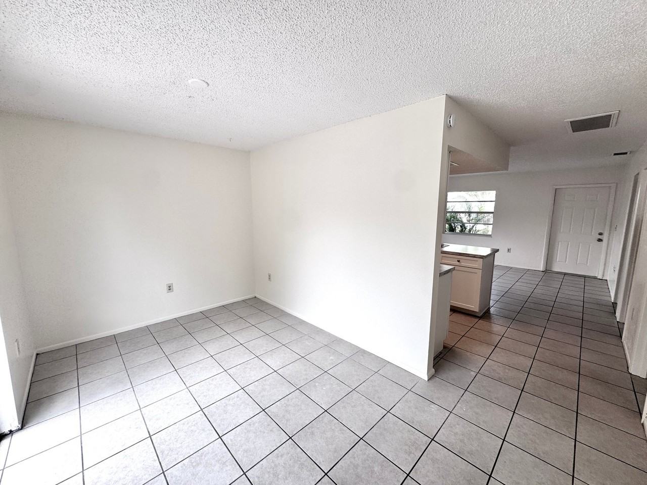 4116 62nd St W - Photo 5 of 10