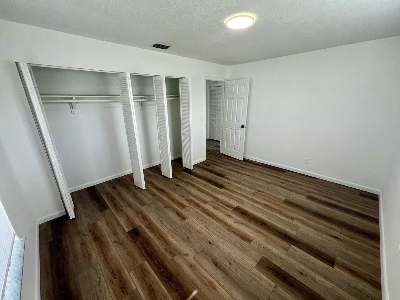 603 Clear Lake Ave - Photo 7 of 12