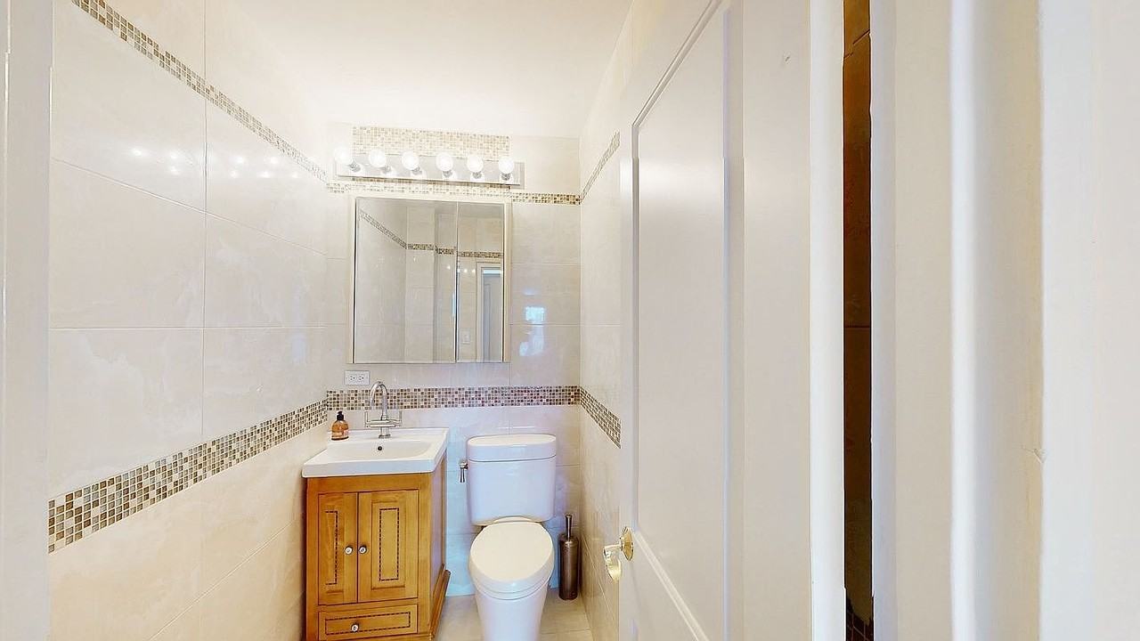 2930 W 5th St #23K - Photo 4 of 11