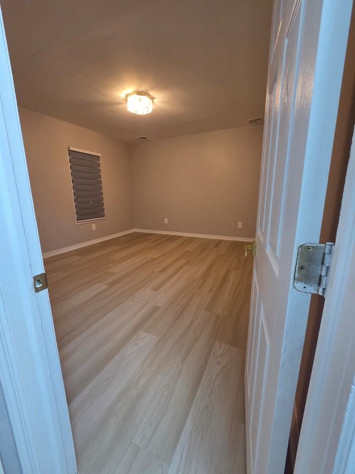 148 Clay St #2 - Photo 3 of 20