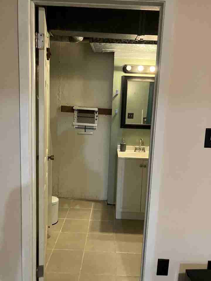 526 E Graham Pl - Photo 6 of 22
