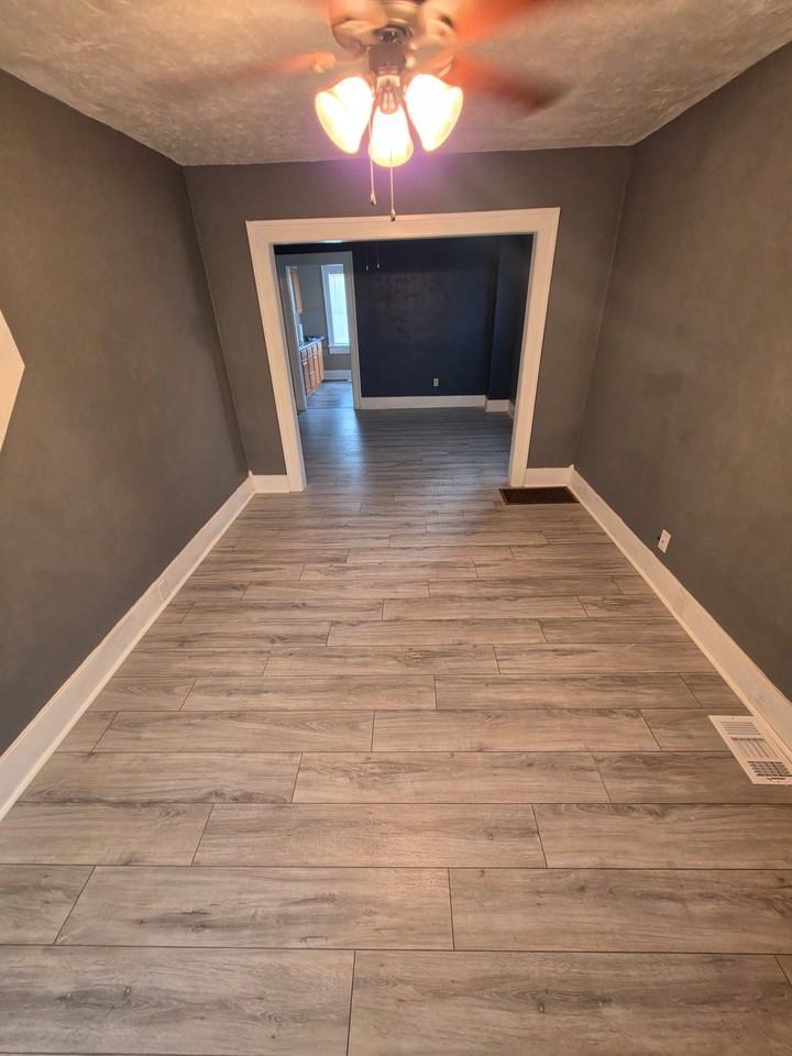 1620 Gummer Ave - Photo 2 of 16