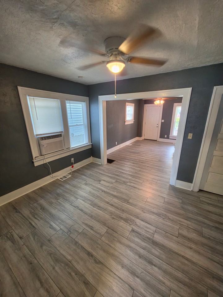 1620 Gummer Ave - Photo 4 of 16