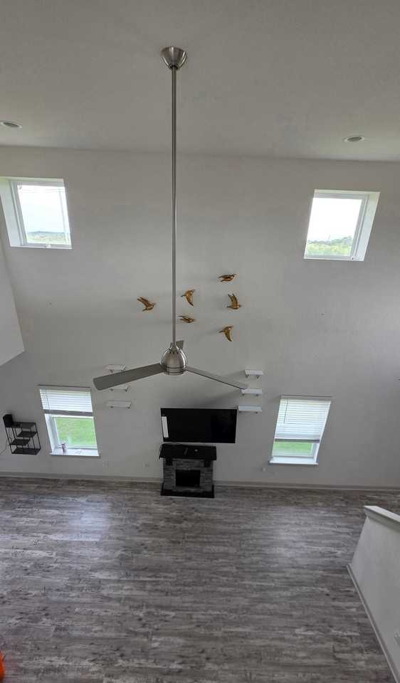 8340 Mimi Ln - Photo 4 of 21