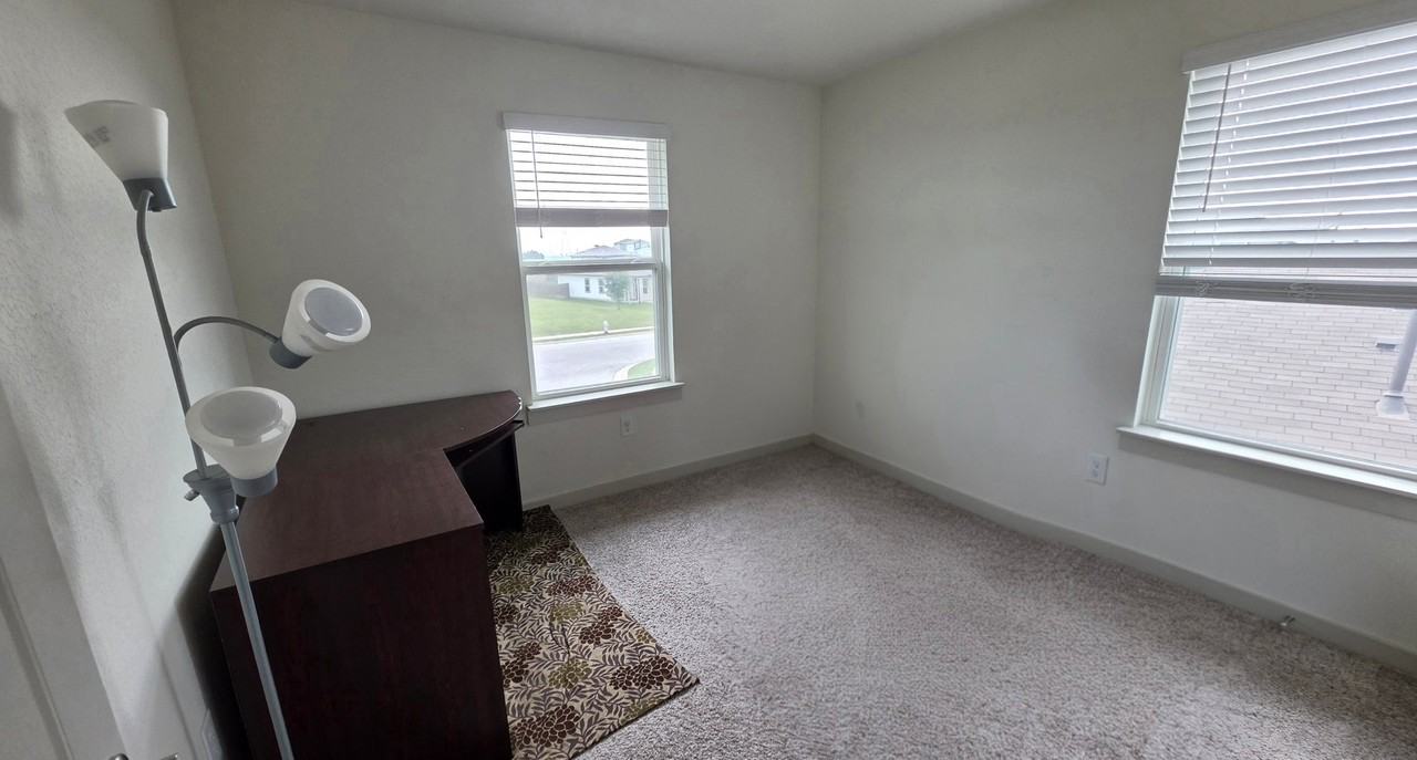 8340 Mimi Ln - Photo 6 of 21