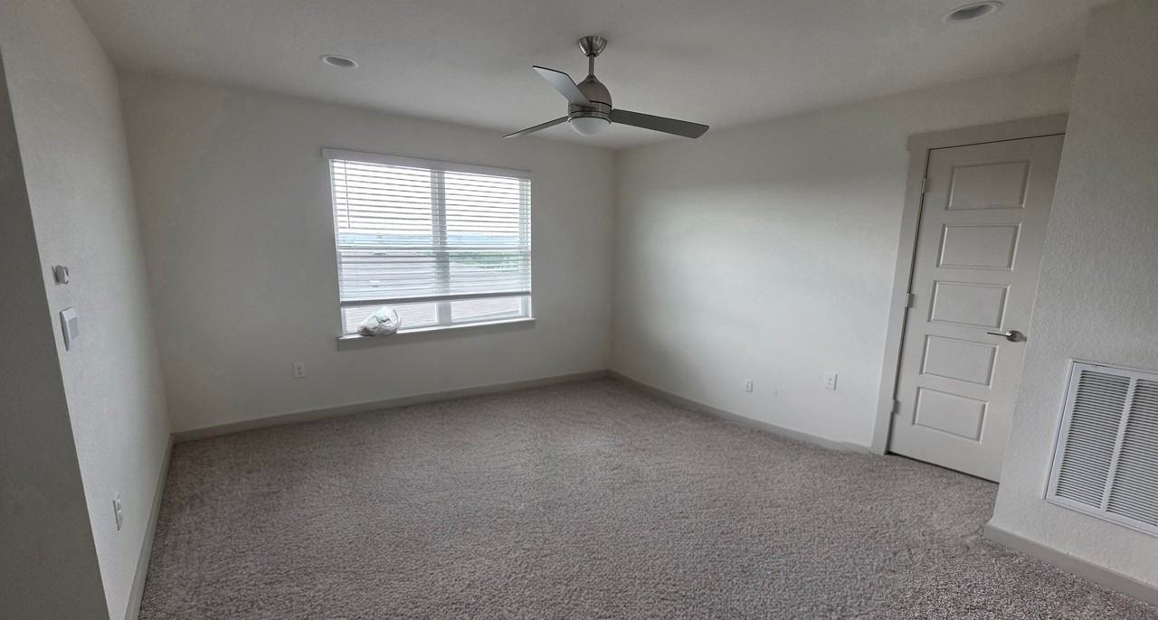 8340 Mimi Ln - Photo 7 of 21