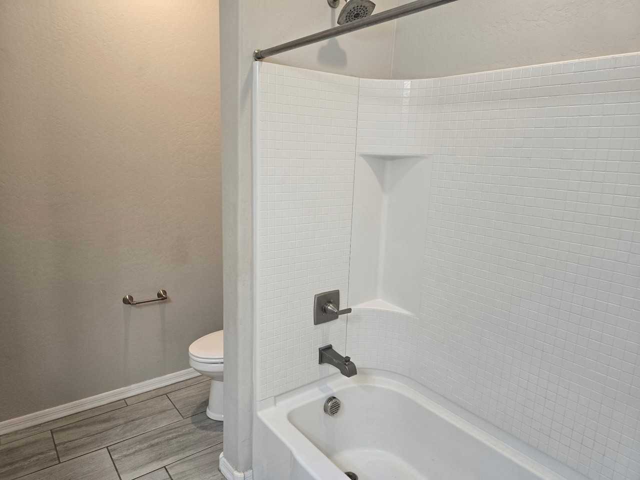 4343 W Kirkland Ave - Photo 5 of 19