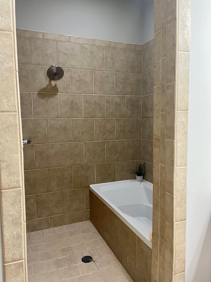 400 Mills Ave #107 - Photo 7 of 13