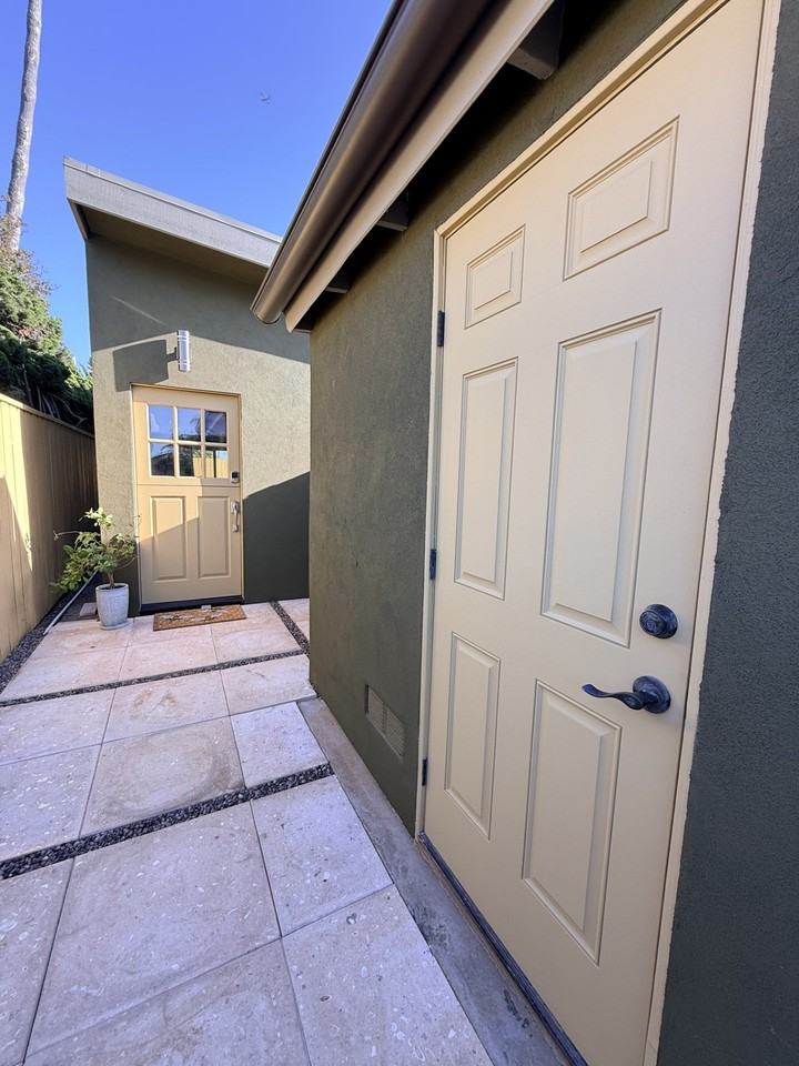 8851 Glenhaven St - Photo 4 of 14