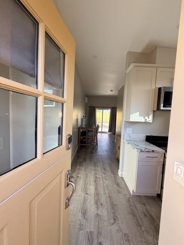 8851 Glenhaven St - Photo 6 of 14