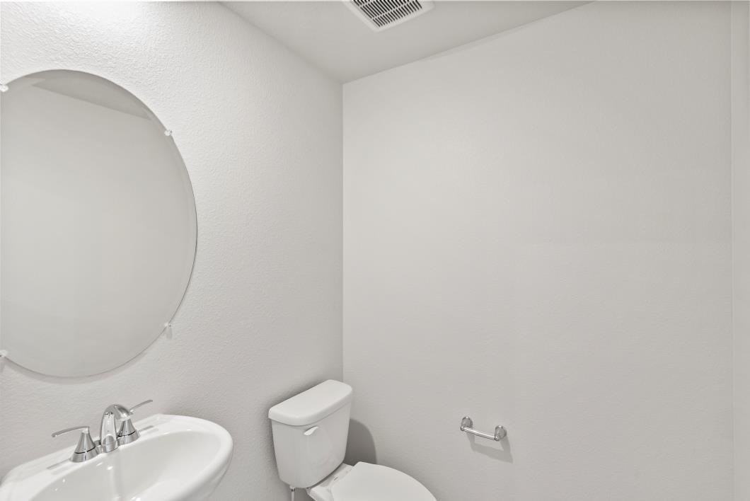1616 Riverplace Dr #2 - Photo 6 of 8