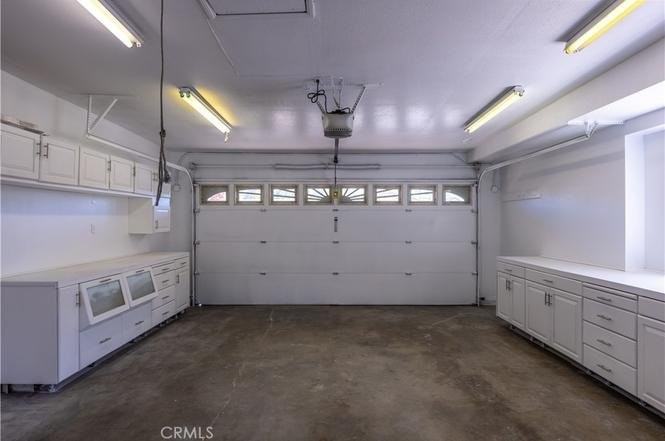 15815 Silvergrove Dr - Photo 6 of 20