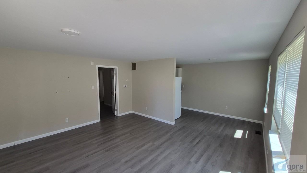 2305 Wyoming St #B - Photo 2 of 16