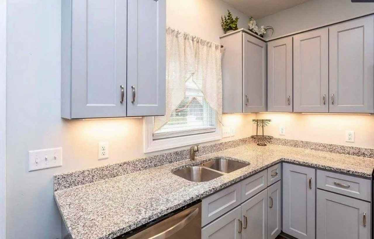 2664 Greenport Dr - Photo 6 of 20