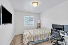 2740 E Kistler Aly - Photo 1 of 1