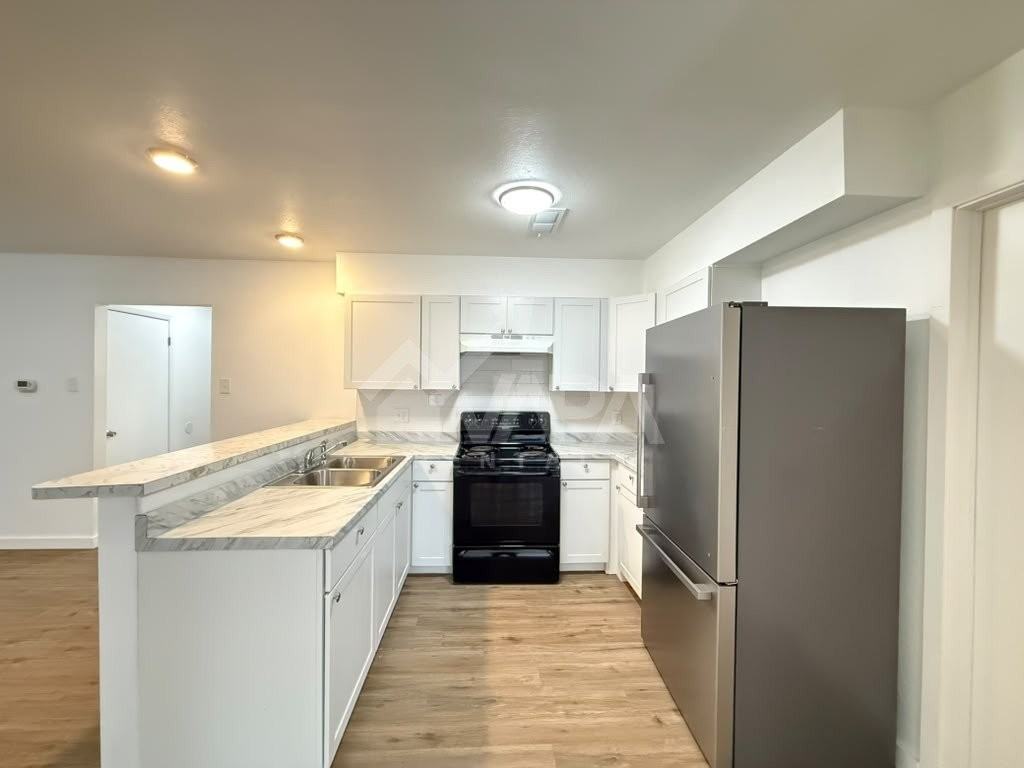 415 Solar Dr - Photo 5 of 17